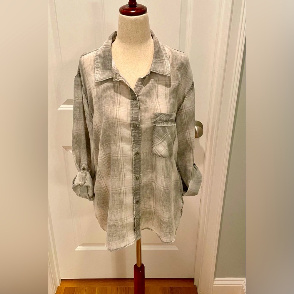 New Splendid Lilly Plaid Shirt, Size L.